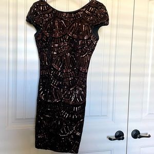 Dress the Population maroon/copper sequin mini backless dress